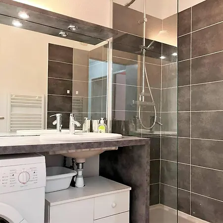 Apartamento Cosy A Cavaliere Avec Terrasse, Proche Et Commerces, 6 Couchages - Fr-1-251-546