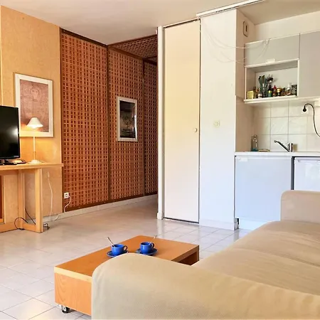 Cosy A Cavaliere Avec Terrasse, Proche Et Commerces, 6 Couchages - Fr-1-251-546 * Ле-Лаванду