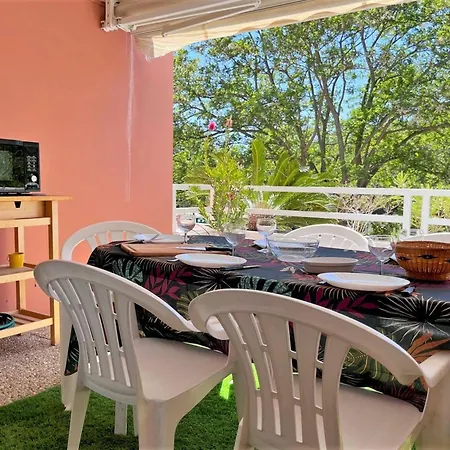 Cosy à Cavalière Avec Terrasse, Proche Et Commerces, 6 Couchages - Fr-1-251-546 *